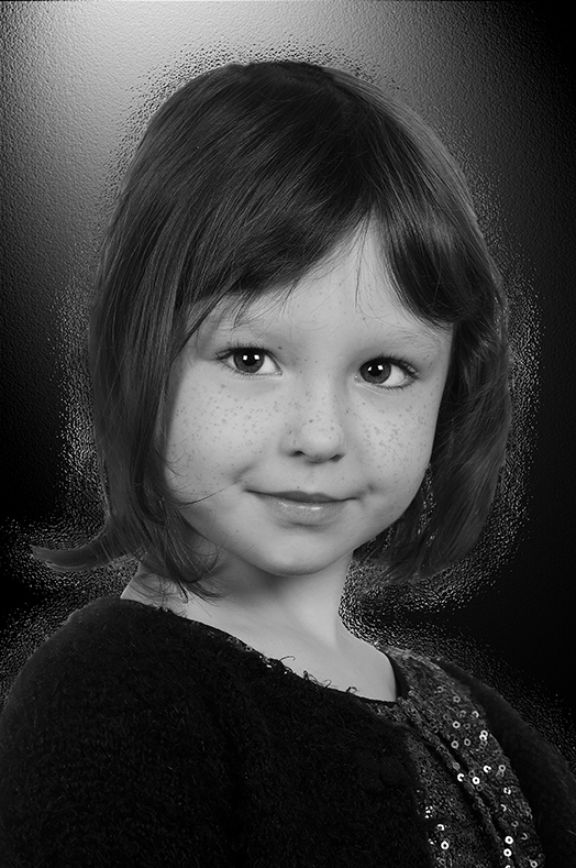 portrait noir et blanc de petite fille - Doullens